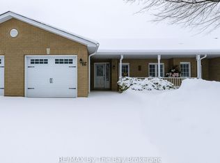 65 Meadow Ln, Wasaga Beach, ON L9Z0A3
