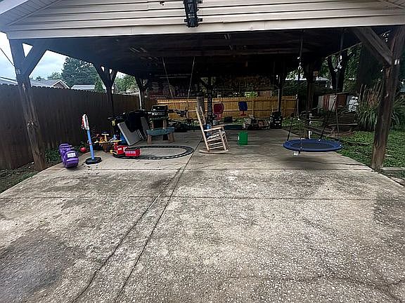 4th image of 9102 Pomona Pl