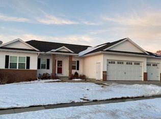5038 Kael Trl, Cedar Falls, IA 50613