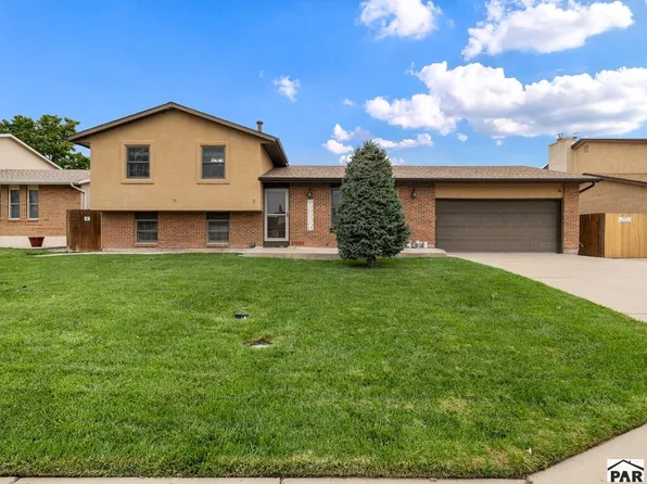 5 Chickadee Way, Pueblo, CO 81005