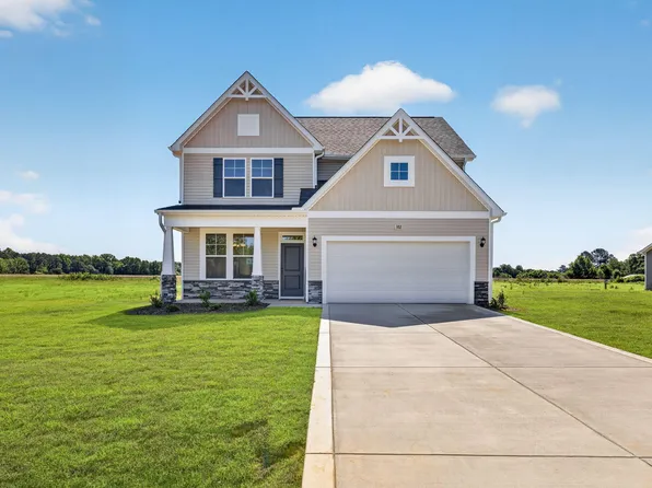 102 Maverick Ln, Dunn, NC 28334