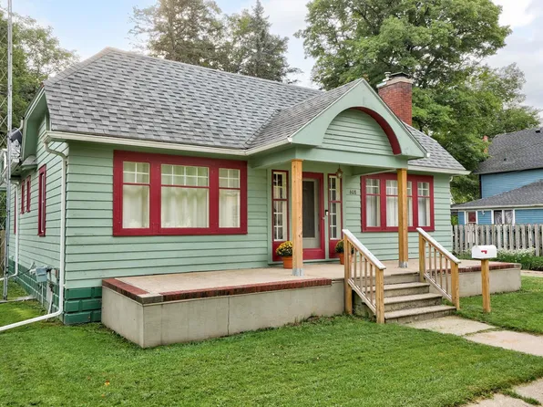 608 N Saginaw St, Owosso, MI 48867
