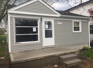 11776 Cornell St, Taylor, MI 48180