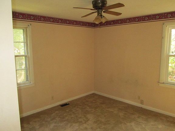 5th image of 225 Graylynn Dr