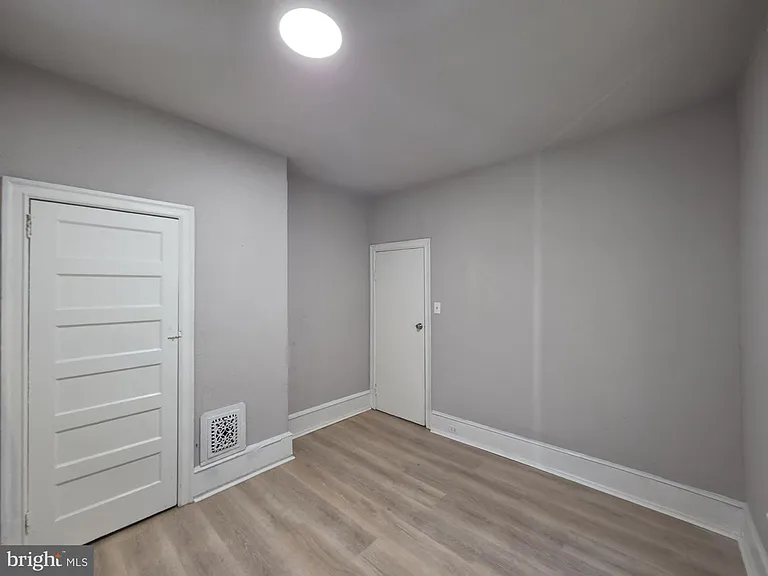 5137 Marion St — Photo 14