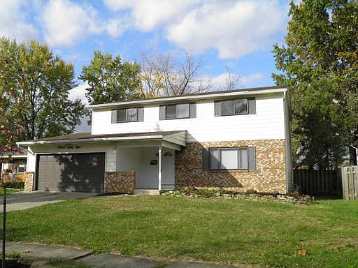 3rd image of 1388 Clydesdale Ave