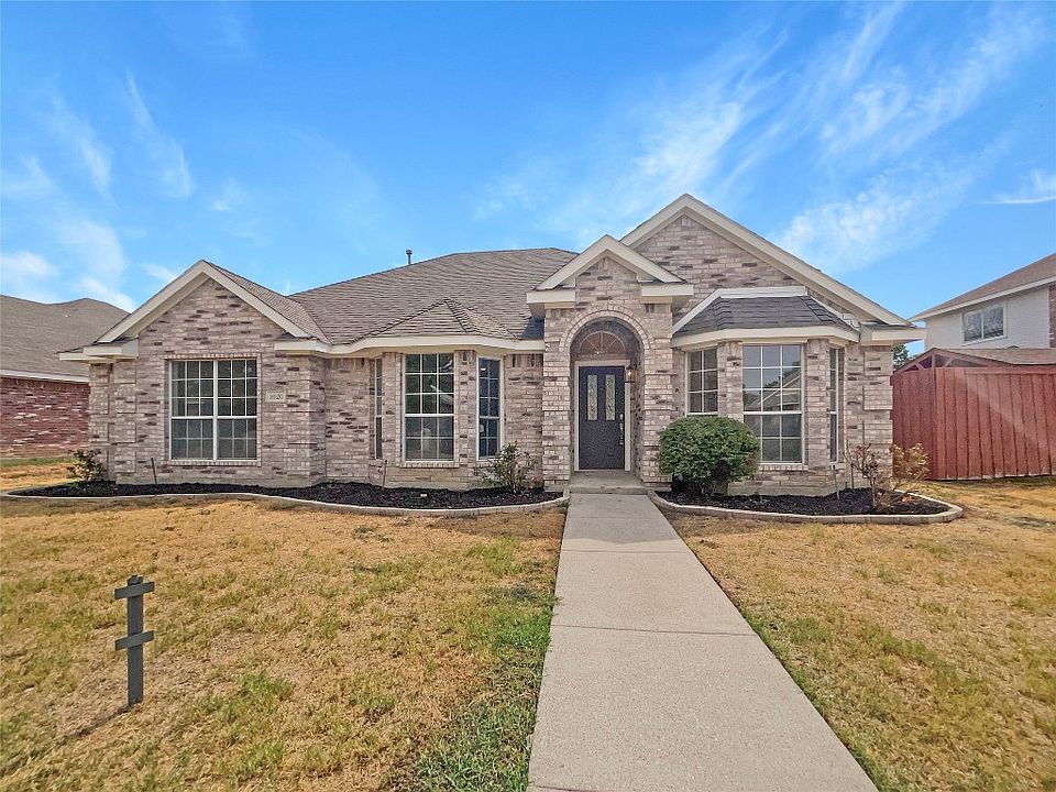 1st image of 1020 Stanford Ln