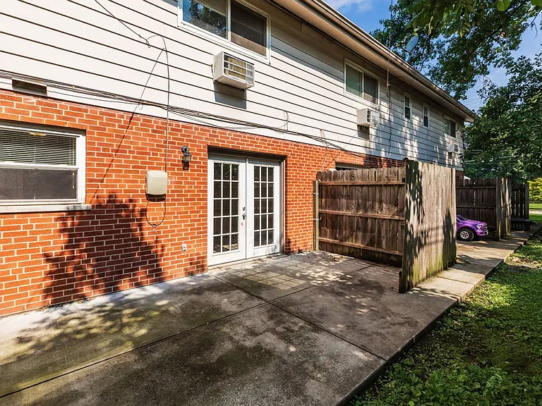 1389 W Galbraith Rd #A — Photo 13