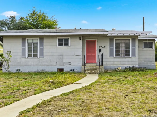 2742 W Craig Pl, San Antonio, TX 78228