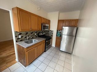 260 67th St APT 3, Brooklyn, NY 11220