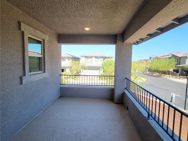 9645 Jade Rise Ave — Photo 21