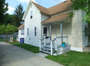 909 Richmond St NW, Grand Rapids, MI 49504