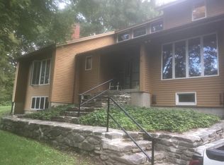 4 Old Stagecoach Rd, Ware, MA 01082