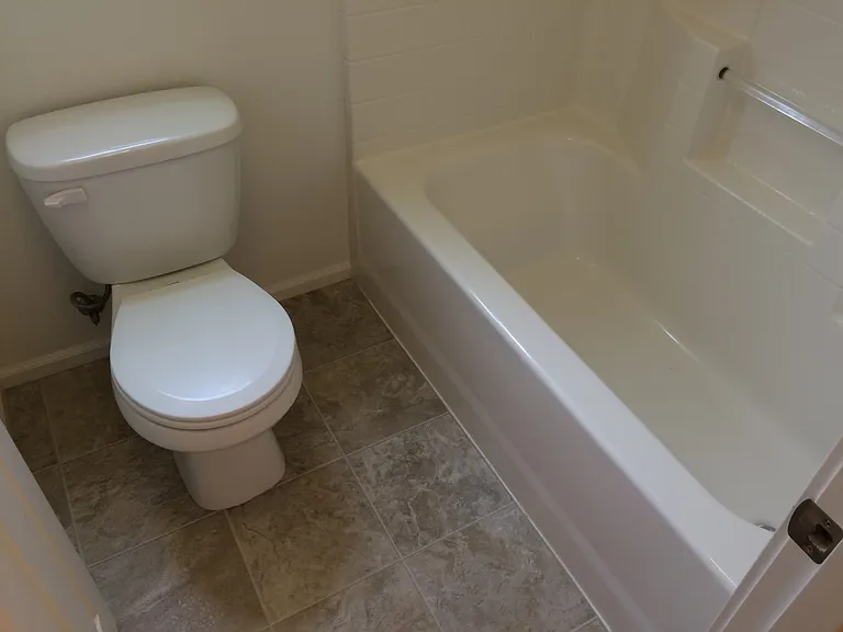 9946 NW Taylor St — Photo 14