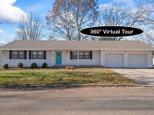 1302 S Orange St, Concordia, MO 64020
