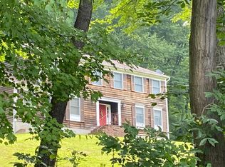 40 Tamarack Rd, Belvidere, NJ 07823