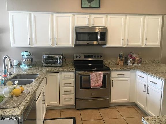 5th image of 1671 E San Tan St
