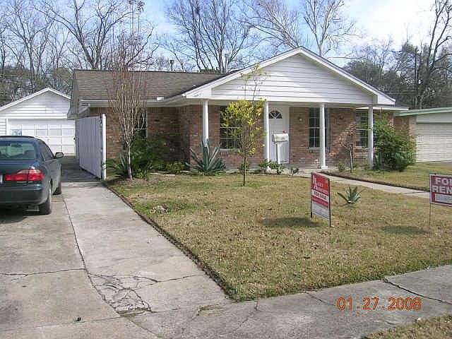 1st image of 2010 Woodvine Dr