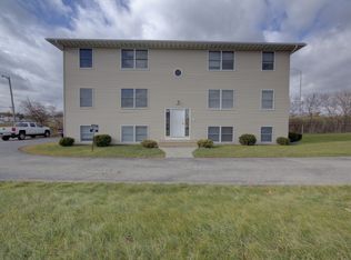 715 Hillside Dr APT 5, Bettendorf, IA 52722