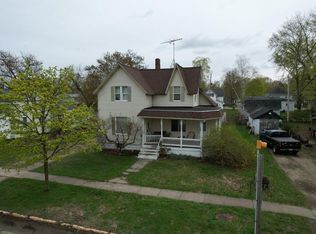 211 S Main St, Lawton, MI 49065