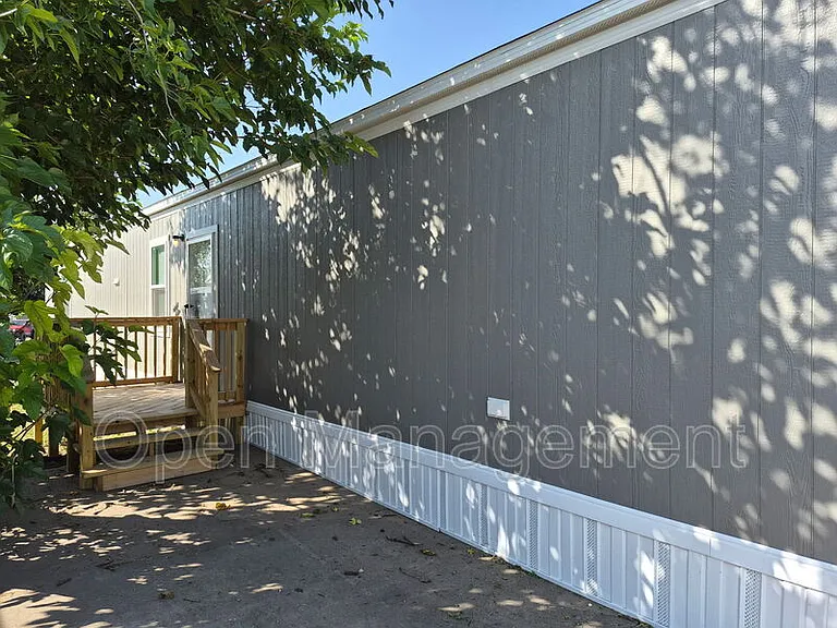 2501 Martin Luther King Blvd #601 — Photo 3