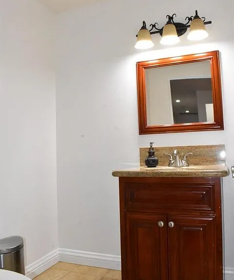 235 S Gale Dr #101 — Photo 14