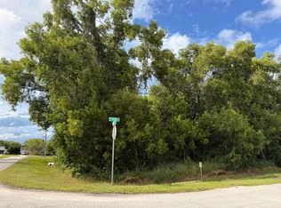 574 SE Nome Dr, Port Saint Lucie, FL 34984
