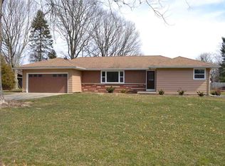 1262 E Meadowbrook Dr, Lafayette, IN 47905