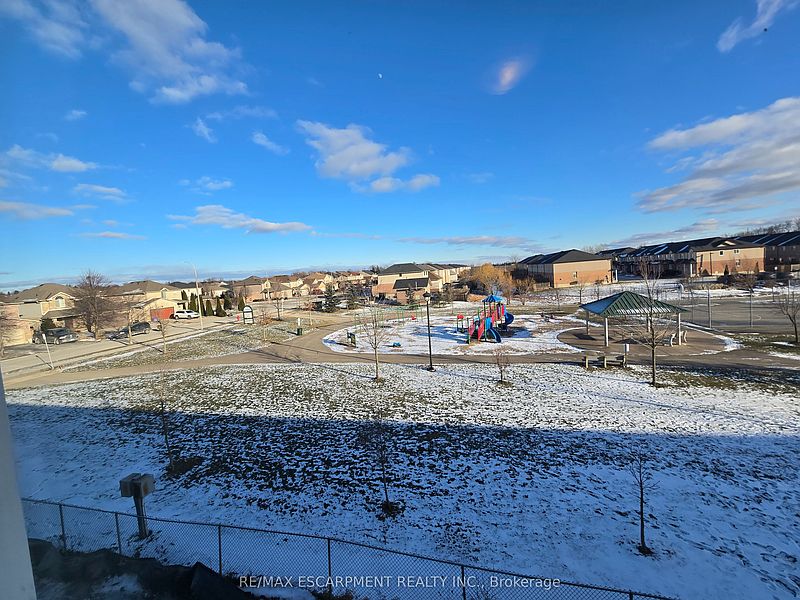 Hamilton Townhouse for rent - 3 Bedrooms — photo 16