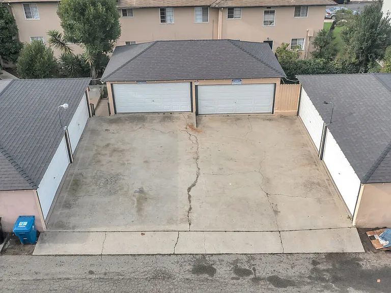 4086 Abourne Rd #A — Photo 11