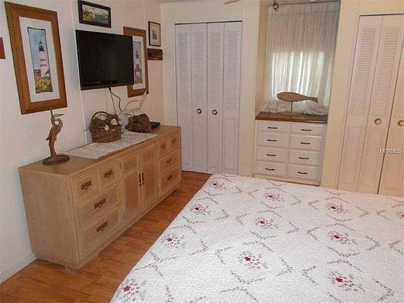 5th image of 106D Oakland Dr