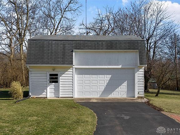2nd image of 43 Sexton Dr