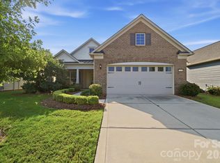 1620 Red Leaf Dr, Fort Mill, SC 29715
