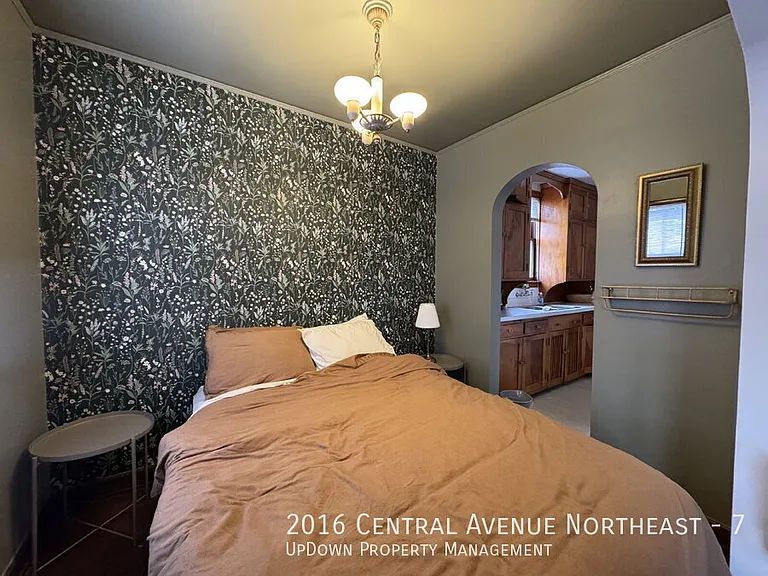 2016 Central Ave NE #7 — Photo 11