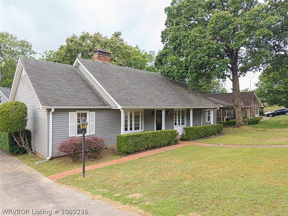 5th image of 6212 Country Club Ave