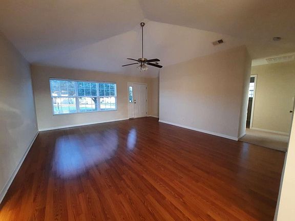 4th image of 9050 Whispering Pine Blvd