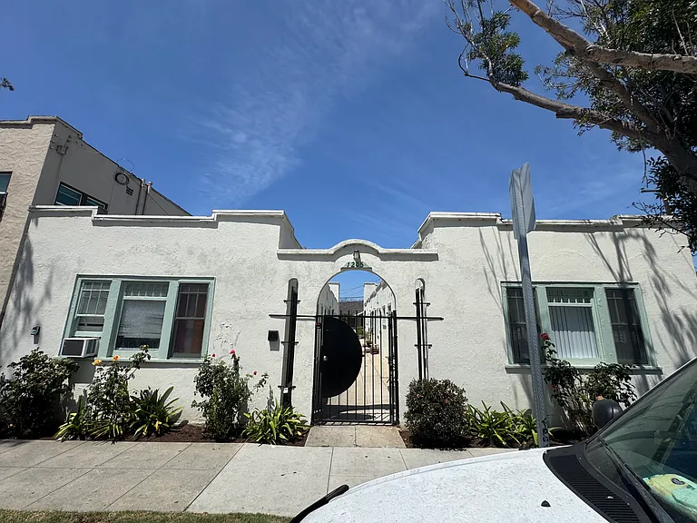 1205 Molino Ave #4 — Photo 8