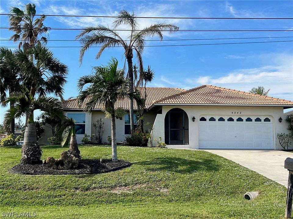 1st image of 4342 SW 5th Ave