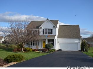 162 Bowmans Run Dr, Stuarts Draft, VA 24477