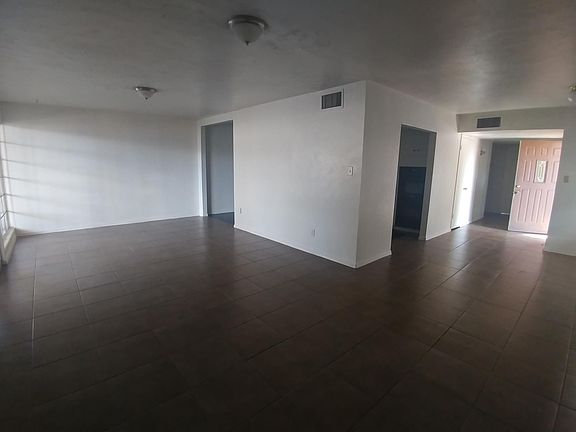 2nd image of 4025 N 63rd Ave