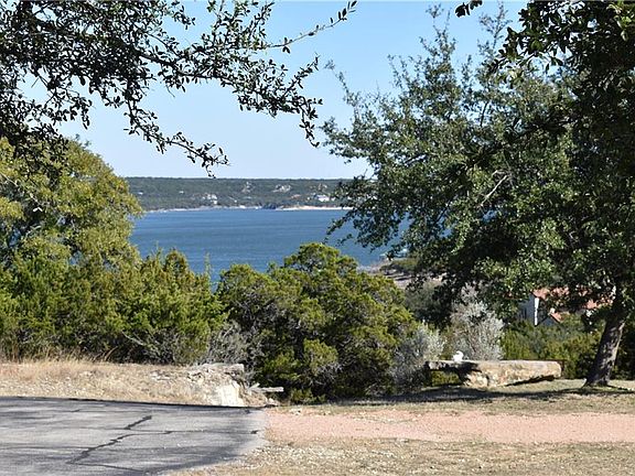 3rd image of 10 Thurman Bluff Dr