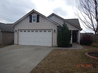 648 Clarion Ct, Boiling Springs, SC 29316