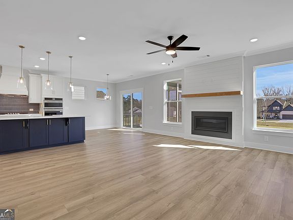 7th image of this home