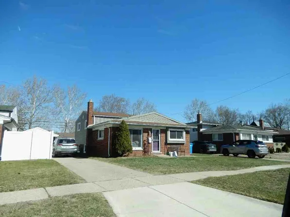 1277 Parliament Ave, Madison Heights, MI 48071