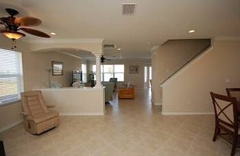 5th image of 915 Seminole Sky Dr