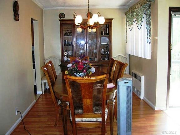 2nd image of 8119 229th St