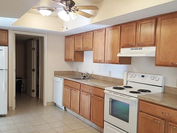 3rd image of 3241 Bay Landing Dr #30