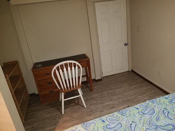 3rd image of 20729 1st Ave S #6