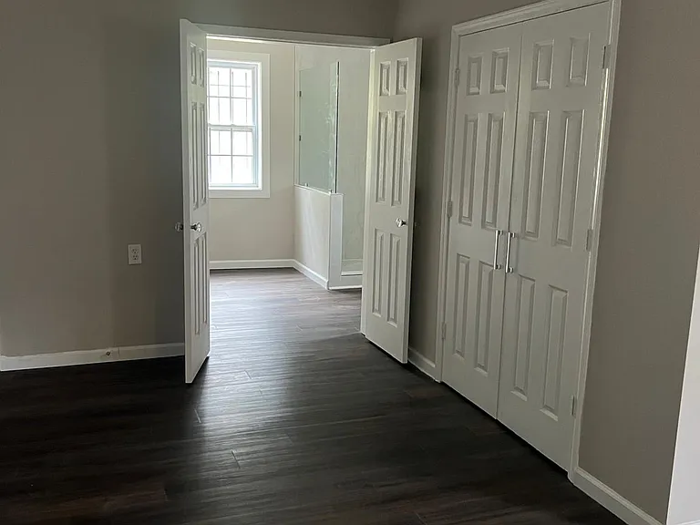6030 Mallory Rd — Photo 3
