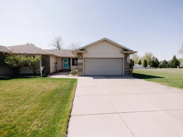 123 Meadowlark Cir, Doniphan, NE 68832